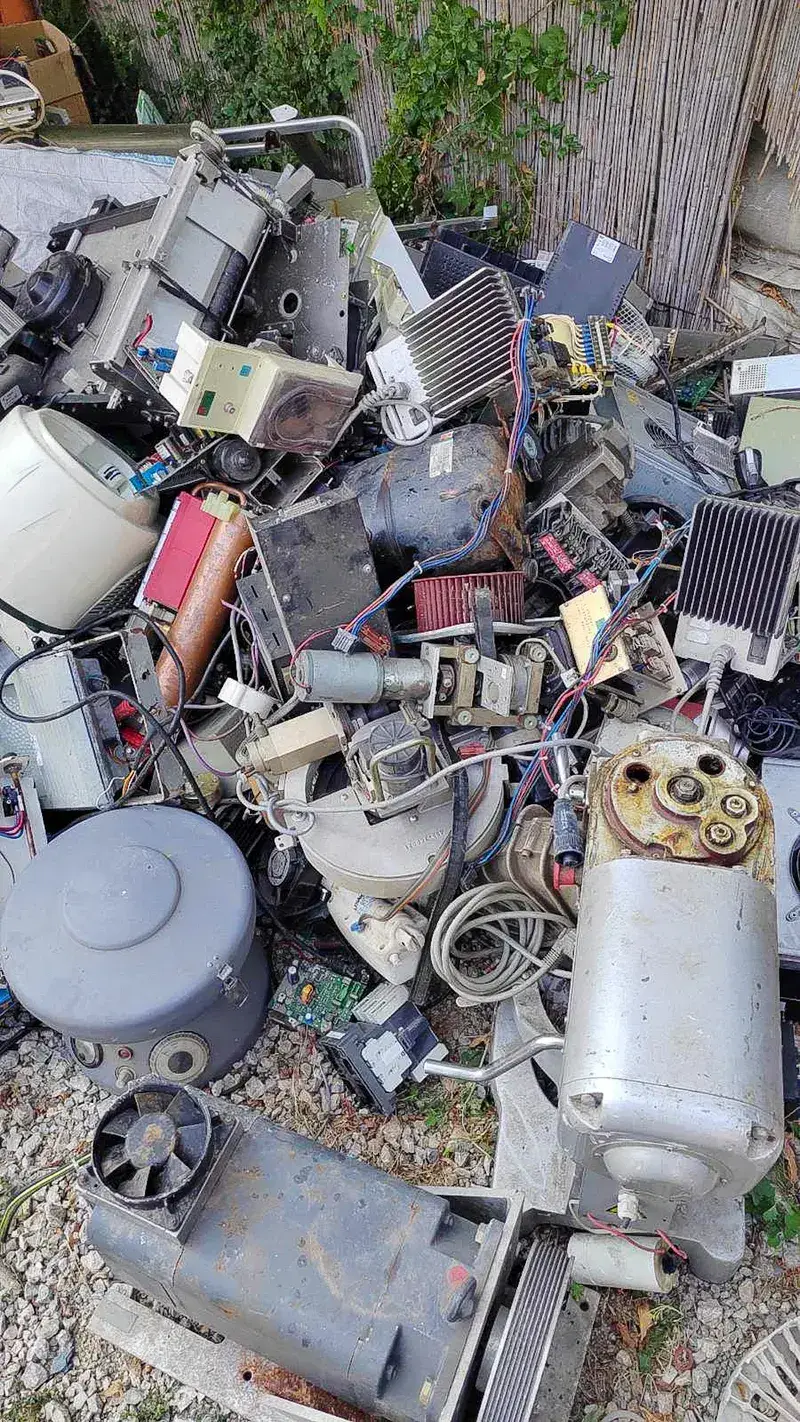 Stari tehnički uređaji za otkup — bela tehnika, klima uređaji i elektronika